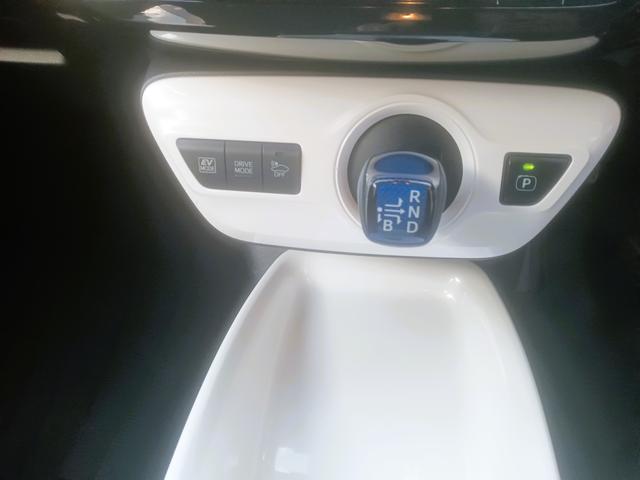 プリウス Aツーリングセレクション(12枚目)