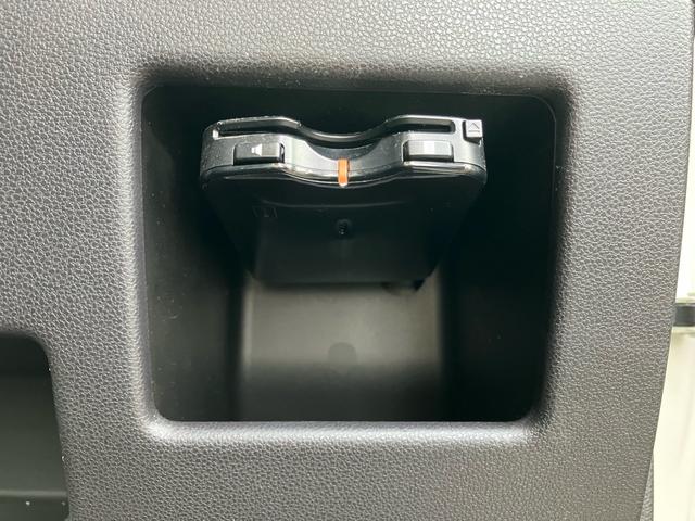 ムーヴコンテ カスタム　Ｘ　ＶＳ　スマートキー　アイドリングストップ　ＥＴＣ　フルフラット　ナビ　　Ｂｌｕｅｔｏｏｔｈ接続　ＨＩＤライト　衝突安全ボディ　アルミホイール（10枚目）