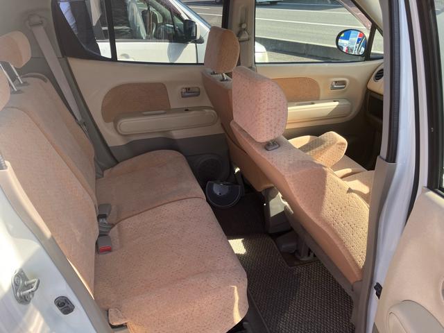 モコ Ｓ　エアコン　パワーウィンドウ　ベンチシート　フルフラット　ＡＢＳ　キーレスエントリー　盗難防止システム　衝突安全ボディ　ＣＤプレイヤー　電動格納ミラー（9枚目）