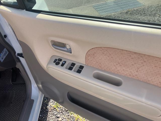 モコ Ｓ　エアコン　パワーウィンドウ　ベンチシート　フルフラット　ＡＢＳ　キーレスエントリー　盗難防止システム　衝突安全ボディ　ＣＤプレイヤー　電動格納ミラー（12枚目）