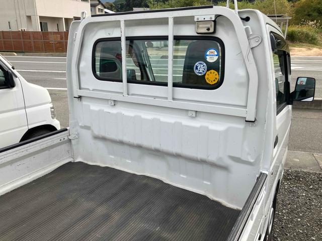 ミニキャブトラック みのり 4WD デフロック 軽トラック 5速マニュアル(MT車) エアコン パワーステアリング 運転席エアバッグ 助手席エアバッグ(9枚目)