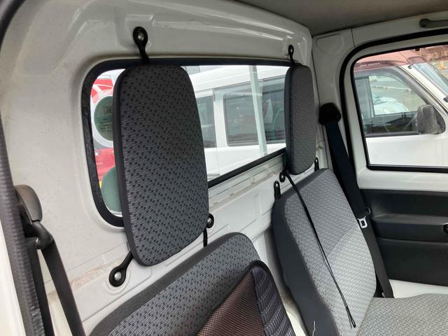 ミニキャブトラック みのり 4WD デフロック 軽トラック 5速マニュアル(MT車) エアコン パワーステアリング 運転席エアバッグ 助手席エアバッグ(12枚目)