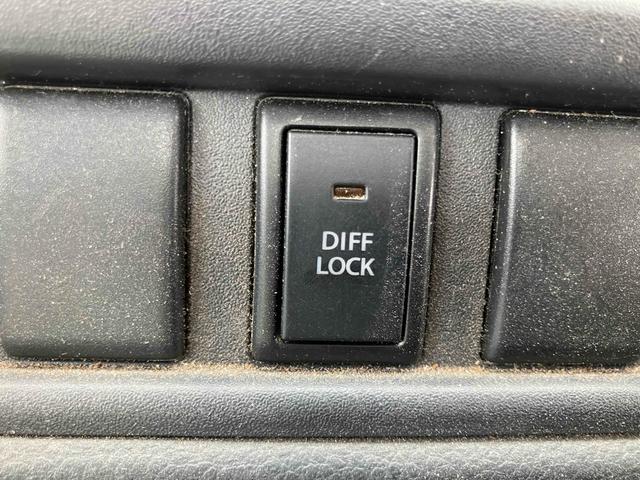 ミニキャブトラック みのり 4WD デフロック 軽トラック 5速マニュアル(MT車) エアコン パワーステアリング 運転席エアバッグ 助手席エアバッグ(15枚目)