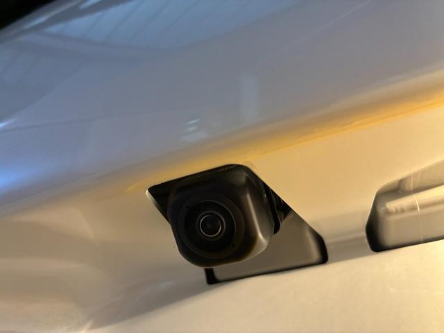 タント カスタムＲＳ　スマートクルーズパック／９インチスマホ連兼ディスプレイオーディオ／シャイニングホワイトパール／バックカメラ／前席シートヒーター／ＥＴＣ／両側電動スライドドア／電動格納ドアミラー／クルーズコントロール／（10枚目）