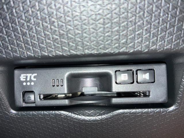 タント カスタムＲＳ　スマートクルーズパック／９インチスマホ連兼ディスプレイオーディオ／シャイニングホワイトパール／バックカメラ／前席シートヒーター／ＥＴＣ／両側電動スライドドア／電動格納ドアミラー／クルーズコントロール／（11枚目）