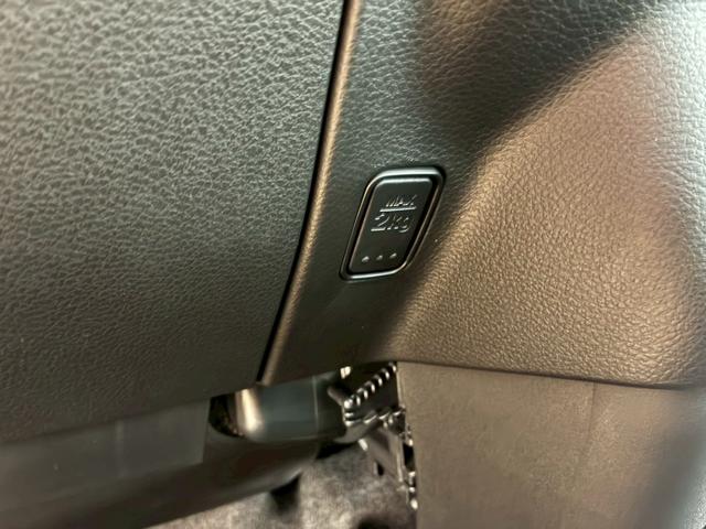 スペーシアベース ＸＦ　スズキセーフティサポート　電動スライドドア　レーダークルーズ　衝突被害軽減　ベンチシート　電動格納ドアミラー　Ａストップ　Ｓヒーター　フルオートエアコン　ＬＥＤヘッドライト　ルーフレール　スマートキー（65枚目）
