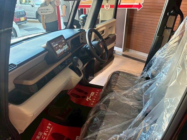 Ｎ－ＢＯＸ 　Ｈｏｎｄａ　ＳＥＮＳＩＮＧ／８インチディスプレイオーディオ／ナビ装着用スペシャルパッケージ／リヤ左側パワースライドドア／運転席・助手席シートヒーター／電動パーキングブレーキ／ＬＥＤヘッドライト（8枚目）
