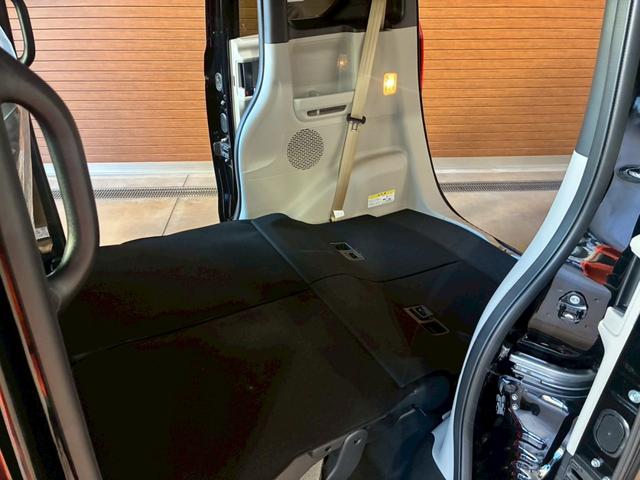 Ｎ－ＢＯＸ 　Ｈｏｎｄａ　ＳＥＮＳＩＮＧ／８インチディスプレイオーディオ／ナビ装着用スペシャルパッケージ／リヤ左側パワースライドドア／運転席・助手席シートヒーター／電動パーキングブレーキ／ＬＥＤヘッドライト（10枚目）