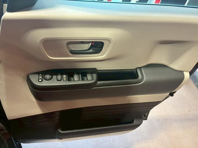 Ｎ－ＢＯＸ 　Ｈｏｎｄａ　ＳＥＮＳＩＮＧ／８インチディスプレイオーディオ／ナビ装着用スペシャルパッケージ／リヤ左側パワースライドドア／運転席・助手席シートヒーター／電動パーキングブレーキ／ＬＥＤヘッドライト（34枚目）