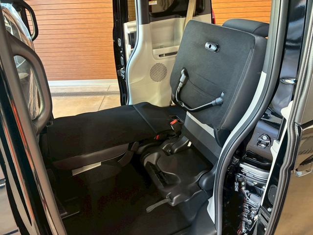 Ｎ－ＢＯＸ 　Ｈｏｎｄａ　ＳＥＮＳＩＮＧ／８インチディスプレイオーディオ／ナビ装着用スペシャルパッケージ／リヤ左側パワースライドドア／運転席・助手席シートヒーター／電動パーキングブレーキ／ＬＥＤヘッドライト（52枚目）