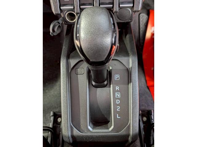 ジムニー ＸＧ　セーフティサポート装着車／デュアルセンサーブレーキサポート／インタークーラーターボ／パートタイム４ＷＤ／パナソニックワンセグナビＴＶ／バックカメラ／前後ドラレコ／キーレス（24枚目）