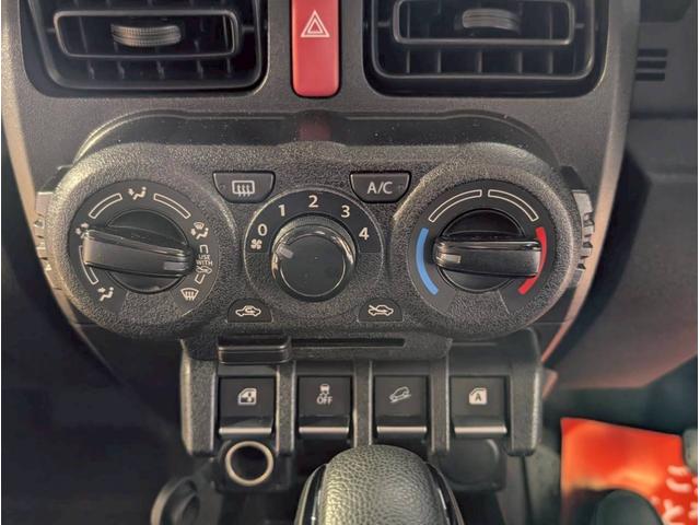 ジムニー ＸＧ　セーフティサポート装着車／デュアルセンサーブレーキサポート／インタークーラーターボ／パートタイム４ＷＤ／パナソニックワンセグナビＴＶ／バックカメラ／前後ドラレコ／キーレス（25枚目）