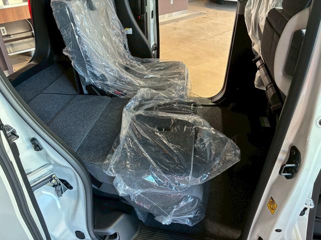 ワゴンＲスマイル ハイブリッドＸ　全方位モニター付き９インチナビ／ＣＤ．ＤＶＤ／電動パーキングブレーキ／ブレーキホールド／ＬＥＤヘッドランプ／ＬＥＤフォグランプ／両側電動パワースライドドア／シートリフター／両側シートヒーター（61枚目）