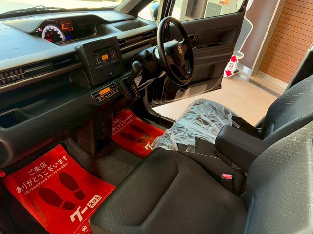 ワゴンＲ ＦＸ　ＦＸ　衝突軽減ブレーキサポート　横滑り防止システム　運転席助手席エアバック　シートヒーター付き　クリソナ　衝突安全ボディ　ベンチシート　　スマートキー＆プッシュスタート　セキュリティ　フルフラット（32枚目）