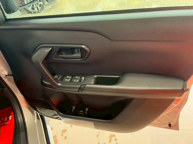 ロッキー Ｌ　純正ナビ装着用アップグレードＰＫ　踏み間違い防止　車線逸脱警報　横滑り防止機能　盗難防止システム　スマ－トキー　ＬＥＤヘッド　パーキングセンサー　キーフリーシステム　オートハイビーム　サイドエアバッグ（65枚目）