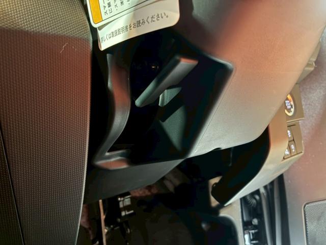 タフト Ｇ　ダーククロムベンチャー　フードガーニッシュ・バックドアガーニッシュ　ダークブラックメッキ／カラードドアミラー／アンダーガーニッシュ（フロント／リヤ）ガンメタリック／インテリアアクセントダークシルバー加飾／バックカメラ（37枚目）