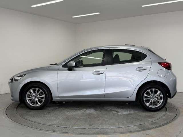 MAZDA2 1.5 15S ナビ ETC バックカメラ ブラインドスポ ブレーキサポート サイドエアバック ミュージックプレイヤー接続可 エアバック LEDライト 盗難防止システム iストップ キーフリー フルオートエアコン(19枚目)