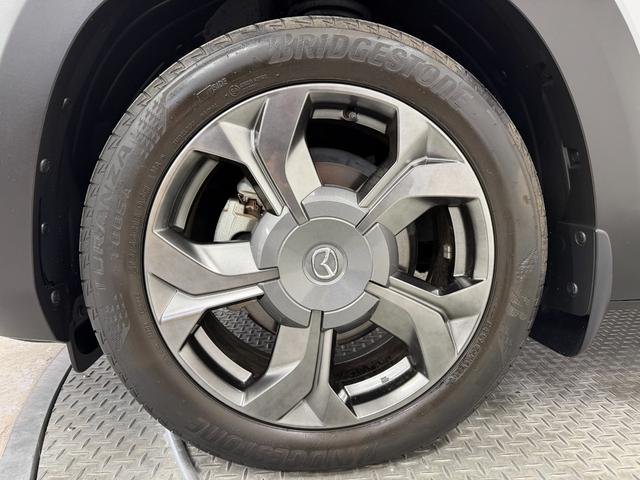 MX-30 2.0 ナビ フルセグTV ETC レーダーブレーキ スマキー Etc 盗難防止装置 360°カメラ ACC ナビTV PWシート DSC ABS Bカメラ キーフリー エアコン 整備記録簿 パワーウィンドウ(28枚目)