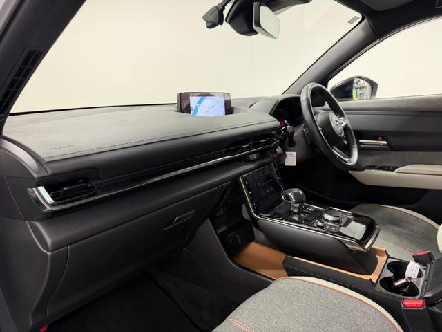 MX-30 2.0 ナビ フルセグTV ETC レーダーブレーキ スマキー Etc 盗難防止装置 360°カメラ ACC ナビTV PWシート DSC ABS Bカメラ キーフリー エアコン 整備記録簿 パワーウィンドウ(32枚目)