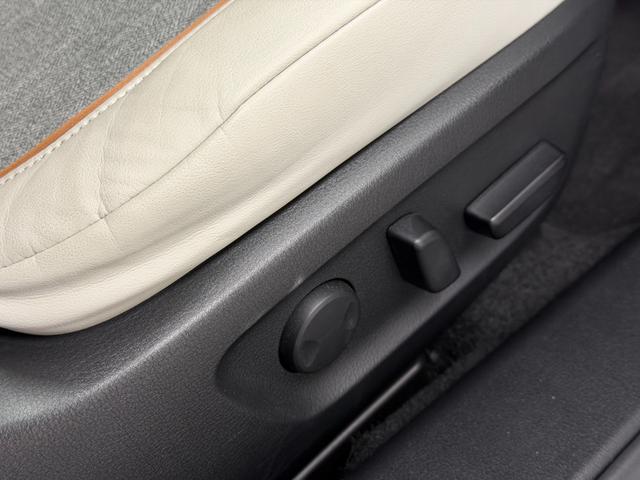 MX-30 2.0 ナビ フルセグTV ETC レーダーブレーキ スマキー Etc 盗難防止装置 360°カメラ ACC ナビTV PWシート DSC ABS Bカメラ キーフリー エアコン 整備記録簿 パワーウィンドウ(39枚目)