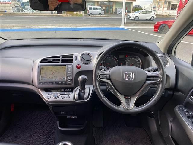 RSZ HDDインターナビ!Bカメラ!スマートキー2個!HID!黒革調シートカバー!専用エアロスタイル&17AW!ETC!パドルシフト!DVD再生!音楽録音!ステアスイッチ!ミラーヒーター!横滑防止!(17枚目)