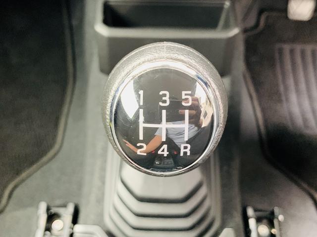 XC 4WD・5MT・衝突軽減ブレーキ・DVD再生・BT&USB接続・ターボ・スマートキー・Pスタート・LED・前席シートヒーター・OPフロントグリル・クルコン・オートミラー・背面タイヤ・オートハイビーム(20枚目)