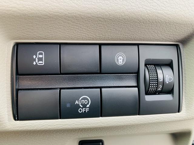 X FMC後期モデル エマージェンシーブレーキ ASTOP FMC後期 フルセグナビ アラウンドビューモニター BT再生 軽減ブレーキ ハンズフリーパワスラ インテリキー プッシュスタート ETC 前後ソナー 踏み間違い衝突防止アシスト 2トーンルーフ 禁煙車(12枚目)