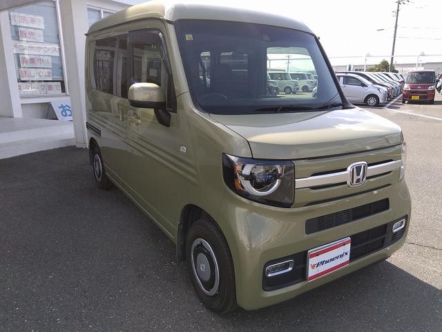 ファン・ターボホンダセンシング禁煙車レーダークルーズ　禁煙車★ホンダセンシング★アダプティブクルーズ★オーバーヘッドコンソール★ＬＥＤヘッドライト＆フォグ★スマートキー★プッシュスタート★充電用ＵＳＢ(5枚目)