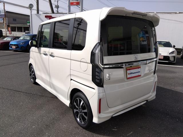 Ｎ－ＢＯＸカスタム Ｇ・Ｌホンダセンシング★禁煙★ＬＥＤライト★パワスラ★　禁煙車★ホンダセンシング★レーダークルーズ★ＣＤオーディオ★ビルトインＥＴＣ★ＬＥＤヘッドライト＆フォグ★パワースライドドア★充電用ＵＳＢ★車線維持支援★誤発進抑制★路外逸脱抑制★スマートキー２本★（26枚目）