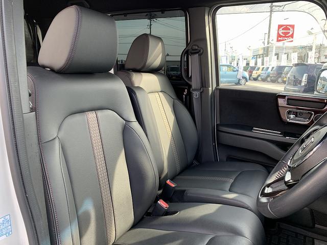 N-BOXカスタム Lターボ☆☆後期☆ホンダS☆8型ナビ☆Bカメラ☆両側電動☆ MC後期型☆2トーンルーフ☆8型ナビ☆Bluetooth☆バックカメラ☆ホンダセンシング☆ビルトインETC☆両側電動ドア☆追従走行☆ヒーター付フルレザー調シート☆LED☆ドラレコ☆専用AW☆試乗OK☆(18枚目)