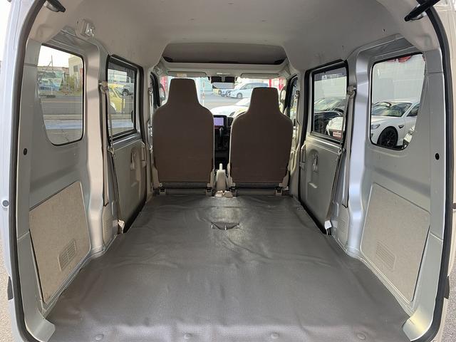 ＮＶ１００クリッパーバン ＤＸ　セーフティパッケージ　☆切替４ＷＤ☆衝突軽減ブレーキ☆　切替４ＷＤ☆ハイルーフ☆デュアルカメラブレーキサポート☆ナビＴＶ☆オートハイビーム☆パーキングソナー☆両側スライドドア☆５ＡＧＳ☆プライバシーガラス☆横滑り防止機能☆エアコン☆パワステ☆試乗ＯＫ（21枚目）