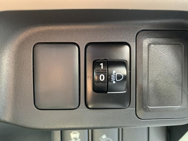 デイズ J エマージェンシーブレーキ☆SDナビTV☆キーレスキー☆ SDナビ☆フルエセグTV☆DVD再生☆エマージェンシーブレーキ☆キーレスエントリー☆横滑り防止機能☆オートリトラミラー☆SOFIX☆ヘッドライトレベライザー☆ベンチシート☆フロアマット☆試乗OK☆(8枚目)