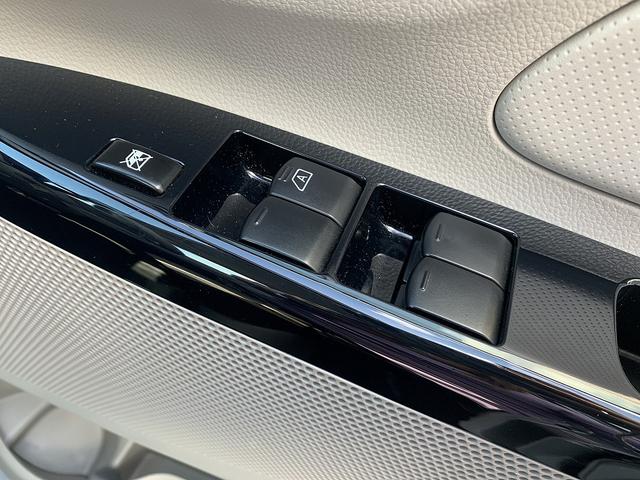 デイズ J エマージェンシーブレーキ☆SDナビTV☆キーレスキー☆ SDナビ☆フルエセグTV☆DVD再生☆エマージェンシーブレーキ☆キーレスエントリー☆横滑り防止機能☆オートリトラミラー☆SOFIX☆ヘッドライトレベライザー☆ベンチシート☆フロアマット☆試乗OK☆(13枚目)