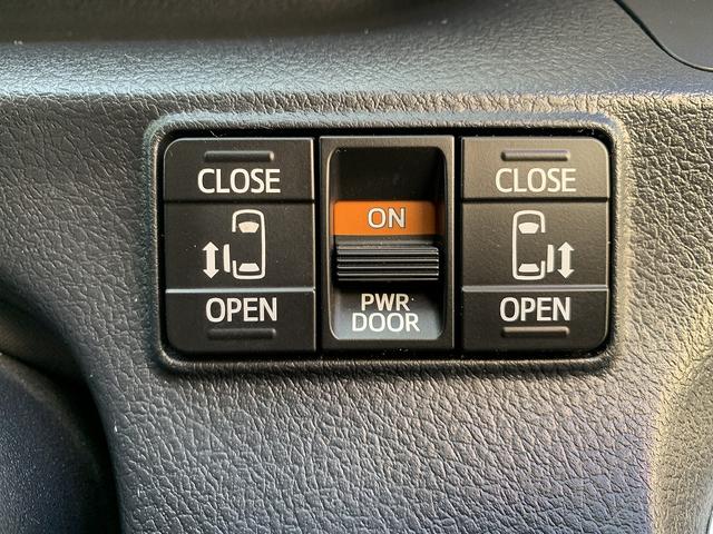 シエンタ ハイブリッド　ファンベースＧ　グランパー　☆特別仕様車☆　トヨタセーフティセンス☆ＳＤナビＴＶ☆Ｂｌｕｅｔｏｏｔｈ☆パノラマモニター☆ビルトインＥＴＣ☆前後ドラレコ☆アルパインフリップダウンモニター☆両側電動スライドドア☆ＬＥＤライト☆ＬＥＤフォグ☆試乗ＯＫ（11枚目）