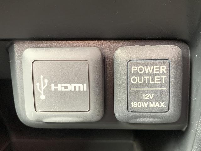 Ｎ－ＯＮＥ プレミアム　ツアラー　☆ＤＳＰオーディオ☆バックカメラ☆　ＤＳＰオーディオ☆ＨＤＭＩ☆バックカメラ☆ＨＩＤオートライト☆フォグライト☆スマートキー☆プッシュスタート☆パドルシフト☆ウィンカーミラー☆クルーズコントロール☆走行距離１．５万ｋｍ☆試乗ＯＫ☆（6枚目）