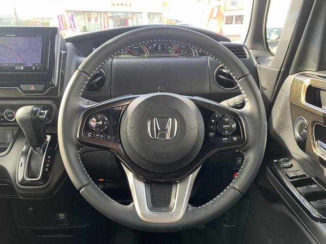 N-BOXカスタム G・Lターボホンダセンシング ☆禁煙車☆両側電動スライド☆ ホンダセンシング☆メモリーナビTV☆Bluetooth☆バックカメラ☆ビルトインETC☆両側電動スライドドア☆LEDライト☆スマートキー☆プッシュスタート☆アイドリングストップ☆パドルシフト☆試乗OK(3枚目)