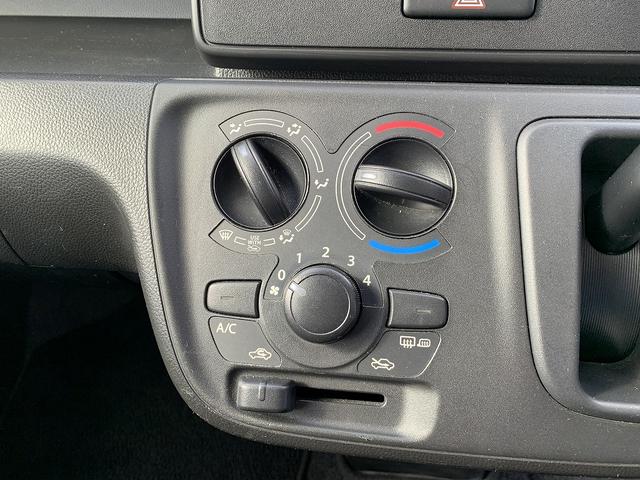 ワゴンR FA ☆4WD☆禁煙車☆デュアルセンサーブレーキサポート☆ 4WD☆禁煙車☆デュアルセンサーブレーキサポート☆純正オーディオ☆パーキングソナー☆横滑り防止機能☆オートライト☆キーレスエントリー☆シートヒーター☆ヘッドライトレベライザー☆ISOFIX☆試乗OK(5枚目)