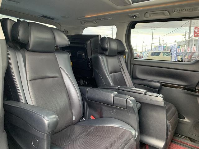 ヴェルファイアハイブリッド ＺＲプレミアムシートＥＤ　４ＷＤ☆モデリスタエアロ☆　４ＷＤ☆リアエンターテイメント☆モデリスタエアロ☆Ｗサンルーフ☆エグゼグティブパワーシート☆前席ヒーター付き本革シート☆電動リアゲート☆ローダウン☆ウッドコンビハンドル☆両側電動ドア☆試乗予約受付中☆（18枚目）