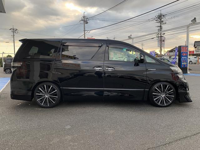 ヴェルファイアハイブリッド ＺＲプレミアムシートＥＤ　４ＷＤ☆モデリスタエアロ☆　４ＷＤ☆リアエンターテイメント☆モデリスタエアロ☆Ｗサンルーフ☆エグゼグティブパワーシート☆前席ヒーター付き本革シート☆電動リアゲート☆ローダウン☆ウッドコンビハンドル☆両側電動ドア☆試乗予約受付中☆（23枚目）