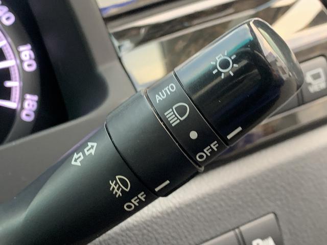 ヴェルファイアハイブリッド ＺＲプレミアムシートＥＤ　４ＷＤ☆モデリスタエアロ☆　４ＷＤ☆リアエンターテイメント☆モデリスタエアロ☆Ｗサンルーフ☆エグゼグティブパワーシート☆前席ヒーター付き本革シート☆電動リアゲート☆ローダウン☆ウッドコンビハンドル☆両側電動ドア☆試乗予約受付中☆（32枚目）