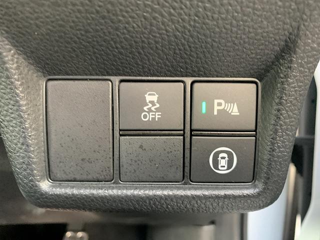 シビック ｅ：ＨＥＶ　☆ホンダセンシング☆ＢＯＳＥサウンド☆ナビＴＶ☆　ホンダセンシング☆９インチメーカーナビ☆Ｂｌｕｅｔｏｏｔｈ☆バックカメラ☆ＥＴＣ☆ＢＯＳＥサウンド☆ハーフレザーシート☆前席シートヒーター☆スマートキー☆プッシュスタート☆パドルシフト☆試乗ＯＫ（10枚目）