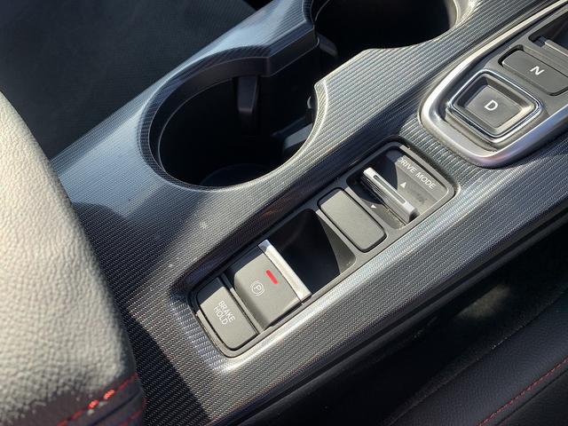 シビック ｅ：ＨＥＶ　☆ホンダセンシング☆ＢＯＳＥサウンド☆ナビＴＶ☆　ホンダセンシング☆９インチメーカーナビ☆Ｂｌｕｅｔｏｏｔｈ☆バックカメラ☆ＥＴＣ☆ＢＯＳＥサウンド☆ハーフレザーシート☆前席シートヒーター☆スマートキー☆プッシュスタート☆パドルシフト☆試乗ＯＫ（14枚目）