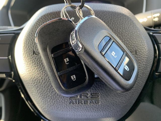 シビック ｅ：ＨＥＶ　☆ホンダセンシング☆ＢＯＳＥサウンド☆ナビＴＶ☆　ホンダセンシング☆９インチメーカーナビ☆Ｂｌｕｅｔｏｏｔｈ☆バックカメラ☆ＥＴＣ☆ＢＯＳＥサウンド☆ハーフレザーシート☆前席シートヒーター☆スマートキー☆プッシュスタート☆パドルシフト☆試乗ＯＫ（15枚目）