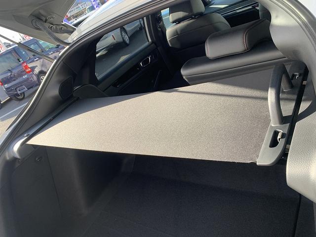 シビック ｅ：ＨＥＶ　☆ホンダセンシング☆ＢＯＳＥサウンド☆ナビＴＶ☆　ホンダセンシング☆９インチメーカーナビ☆Ｂｌｕｅｔｏｏｔｈ☆バックカメラ☆ＥＴＣ☆ＢＯＳＥサウンド☆ハーフレザーシート☆前席シートヒーター☆スマートキー☆プッシュスタート☆パドルシフト☆試乗ＯＫ（36枚目）