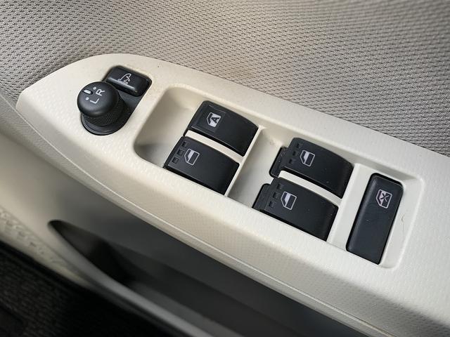 ステラ Ｌ　スマートアシスト　４ＷＤ☆メモリーナビＴＶ☆Ｂｌｕｅｔｏｏｔｈ☆バックカメラ☆ＥＴＣ☆ステアリングスイッチ☆スマートアシスト☆エコアイドル☆キーレスキー☆シートヒーター☆横滑り防止☆ベンチシート☆フロアマット☆試乗ＯＫ（13枚目）