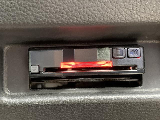 スペーシアギア ハイブリッドＸＺ　ターボ　☆４ＷＤ☆全方位モニター☆　４ＷＤ☆デュアルセンサーブレーキサポート☆メモリーナビＴＶ☆Ｂｌｕｅｔｏｏｔｈ☆全方位モニター☆ＥＴＣ☆ドラレコ☆両側電動スライドドア☆前席シートヒーター☆ＬＥＤオートライト☆スマートキー☆試乗ＯＫ（12枚目）