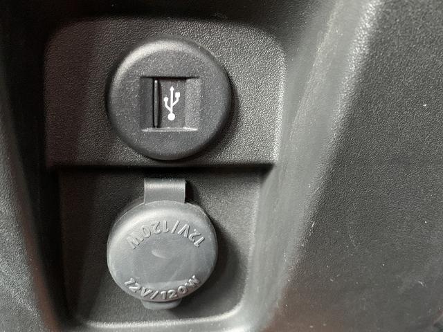 スペーシアギア ハイブリッドＸＺ　ターボ　☆４ＷＤ☆全方位モニター☆　４ＷＤ☆デュアルセンサーブレーキサポート☆メモリーナビＴＶ☆Ｂｌｕｅｔｏｏｔｈ☆全方位モニター☆ＥＴＣ☆ドラレコ☆両側電動スライドドア☆前席シートヒーター☆ＬＥＤオートライト☆スマートキー☆試乗ＯＫ（16枚目）