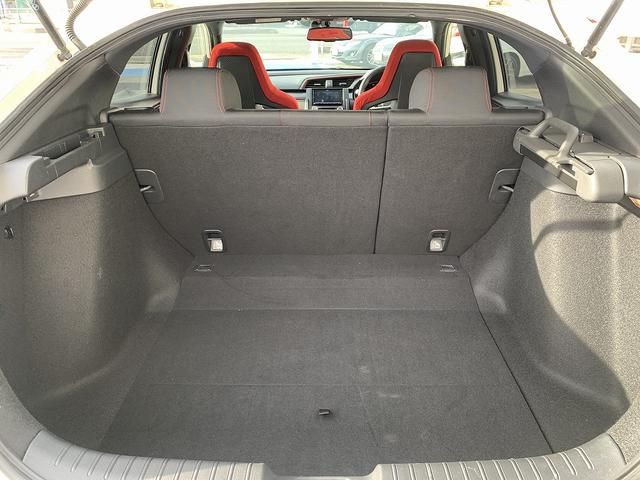 シビック タイプＲ　☆タイプＲ専用インテリア☆専用エアロ☆車高調☆　タイプＲ専用インテリア＆エアロ☆車高調☆アドバン１８ＡＷ☆ブレンボキャリパー☆ナビＴＶ☆Ｂｌｕｅｔｏｏｔｈ☆クルーズコントロール☆ＬＥＤライト☆スマートキーｘ２☆プッシュスタート☆試乗予約受付中☆（20枚目）