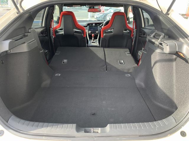 シビック タイプＲ　☆タイプＲ専用インテリア☆専用エアロ☆車高調☆　タイプＲ専用インテリア＆エアロ☆車高調☆アドバン１８ＡＷ☆ブレンボキャリパー☆ナビＴＶ☆Ｂｌｕｅｔｏｏｔｈ☆クルーズコントロール☆ＬＥＤライト☆スマートキーｘ２☆プッシュスタート☆試乗予約受付中☆（21枚目）