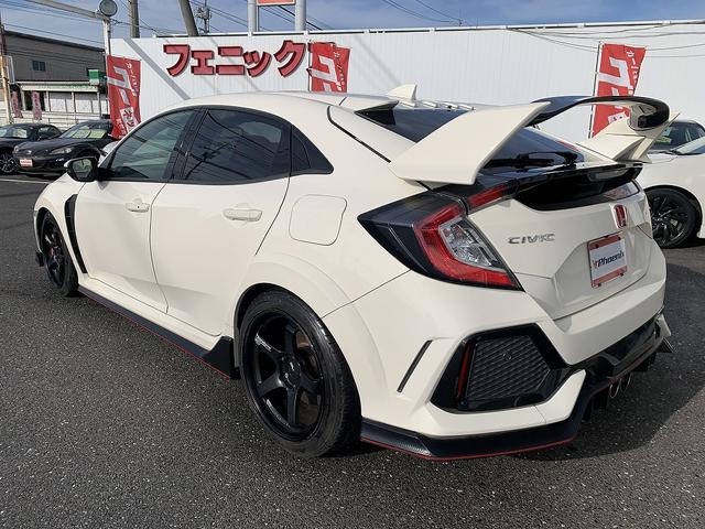 シビック タイプＲ　☆タイプＲ専用インテリア☆専用エアロ☆車高調☆　タイプＲ専用インテリア＆エアロ☆車高調☆アドバン１８ＡＷ☆ブレンボキャリパー☆ナビＴＶ☆Ｂｌｕｅｔｏｏｔｈ☆クルーズコントロール☆ＬＥＤライト☆スマートキーｘ２☆プッシュスタート☆試乗予約受付中☆（27枚目）